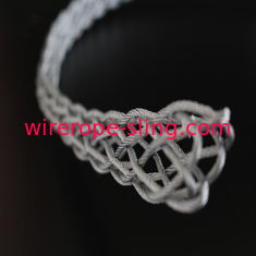 単一の目の二重繊維編むワイヤー ロープの吊り鎖ケーブルのソックス前方にトラック網のグリップ